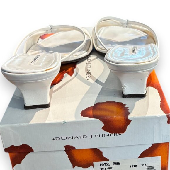 Donald J Pliner white open toe kitten block heel slide sandals Hydi-B09 sz 9 M - Picture 13 of 16